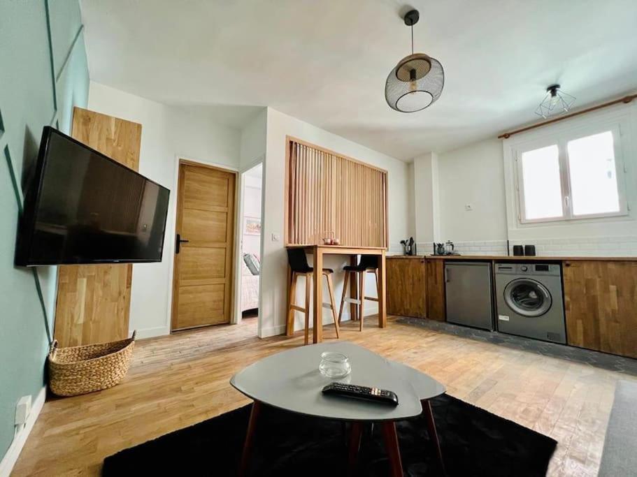 Joli Appartement A 15Min Des Champs Elysee Сент-Уан Экстерьер фото