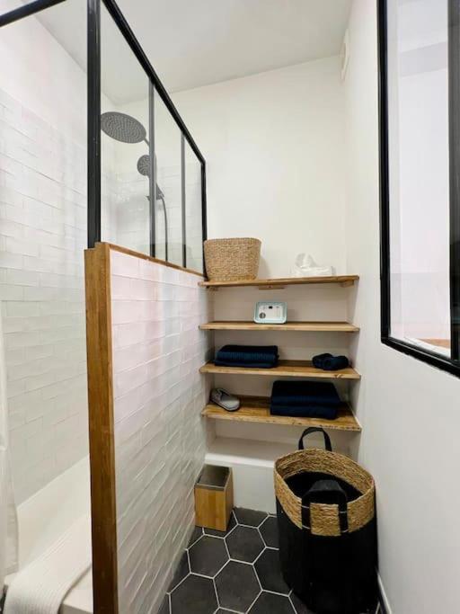 Joli Appartement A 15Min Des Champs Elysee Сент-Уан Экстерьер фото
