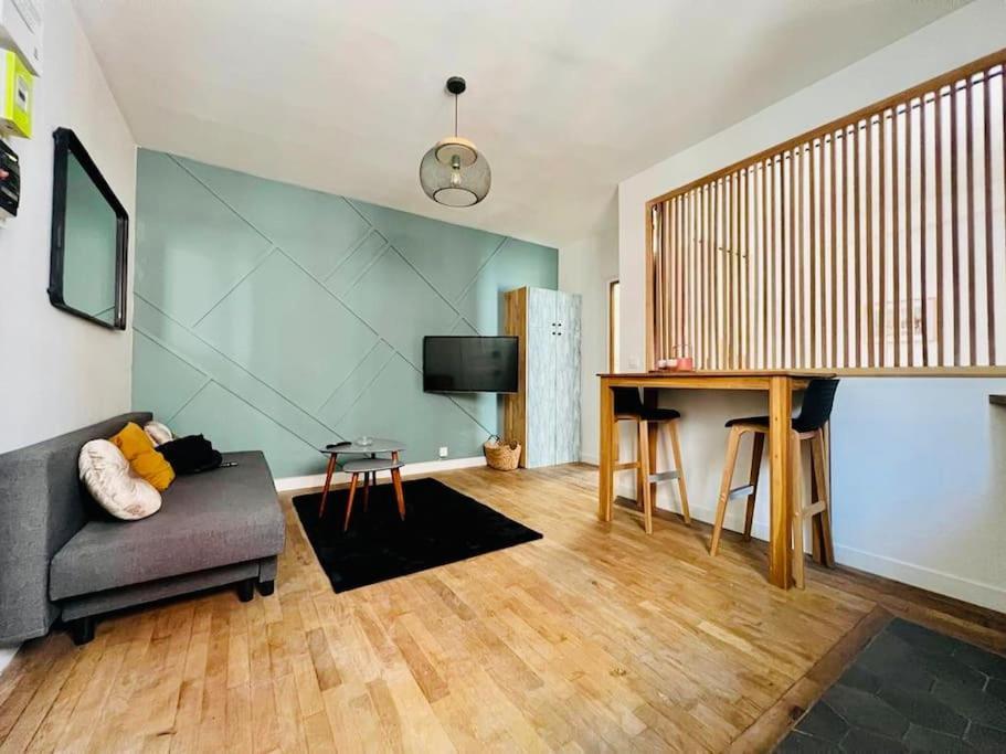 Joli Appartement A 15Min Des Champs Elysee Сент-Уан Экстерьер фото